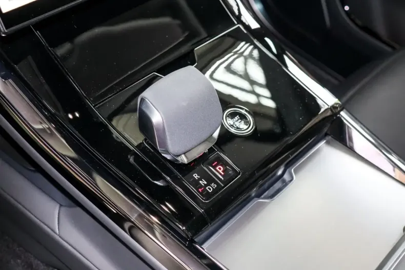 Land Rover Range Rover Sport din 2025 cu 1.500 km - oferta LAN114383 - foto 6