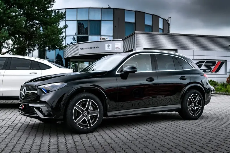 Mercedes-Benz GLC 220 din 2023 cu 5.500 km - oferta MER114385 - foto 14