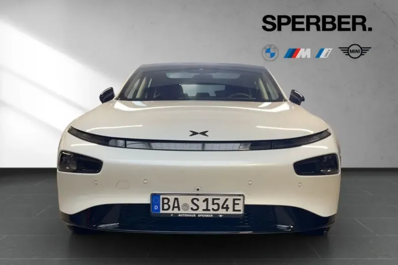 XPENG P7 din 2024 cu 17.207 km - oferta XPE114396 - foto 2