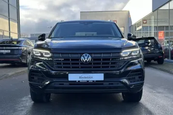 Volkswagen Touareg din 2021 - oferta VOL114397