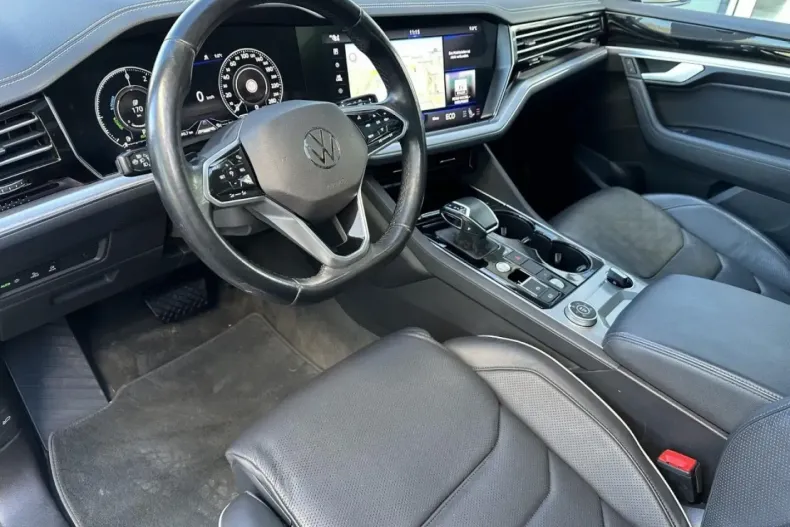 Volkswagen Touareg din 2021 cu 74.786 km - oferta VOL114397 - foto 10