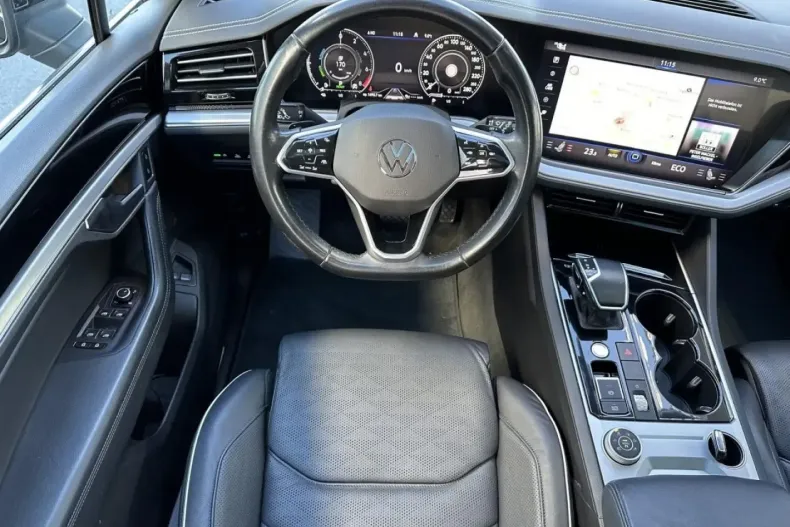 Volkswagen Touareg din 2021 cu 74.786 km - oferta VOL114397 - foto 14