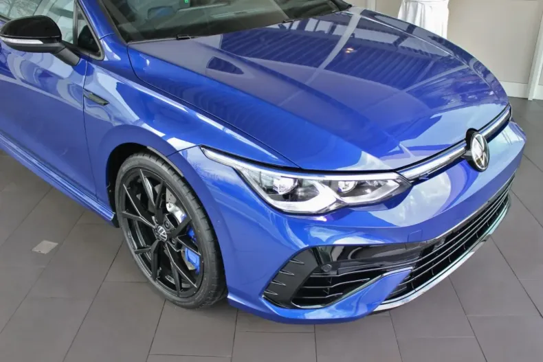 Volkswagen Golf din 2024 cu 6.000 km - oferta VOL114399 - foto 4