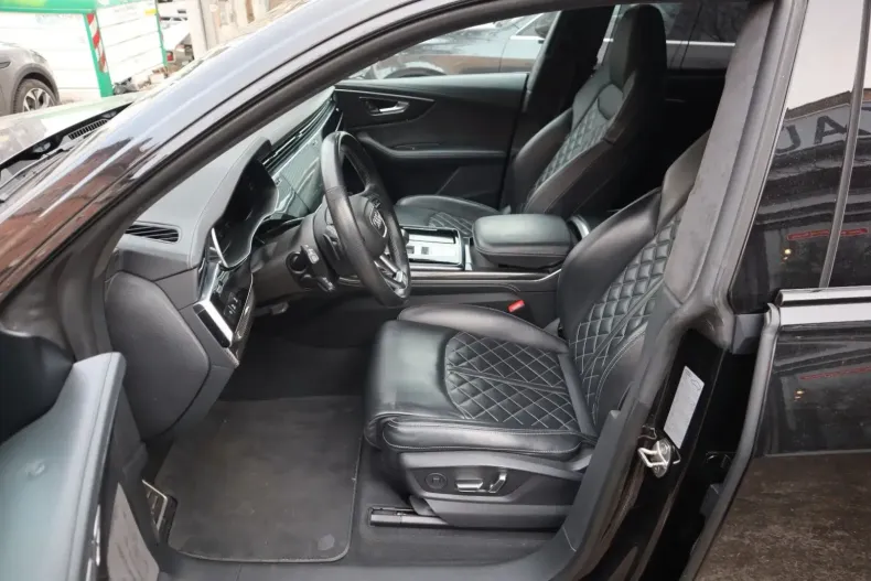 Audi SQ8 din 2021 cu 80.000 km - oferta AUD114401 - foto 9