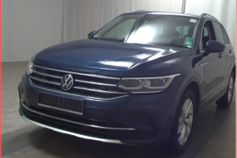 Volkswagen Tiguan din 2021 cu 63.285 km - oferta VOL114404 - foto 3
