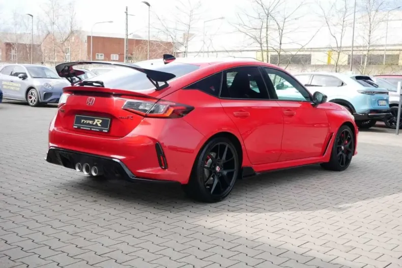 Honda Civic din 2024 cu 1.500 km - oferta HON114417 - foto 3