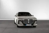 BMW i7 din 2024 cu 19.991 km - oferta BMW114419 - foto 13