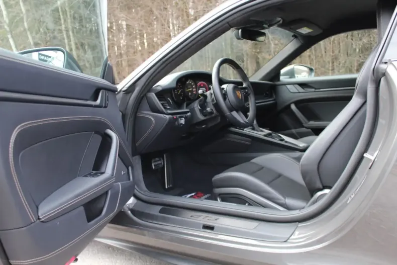 Porsche 911 din 2022 cu 1.600 km - oferta POR114420 - foto 10