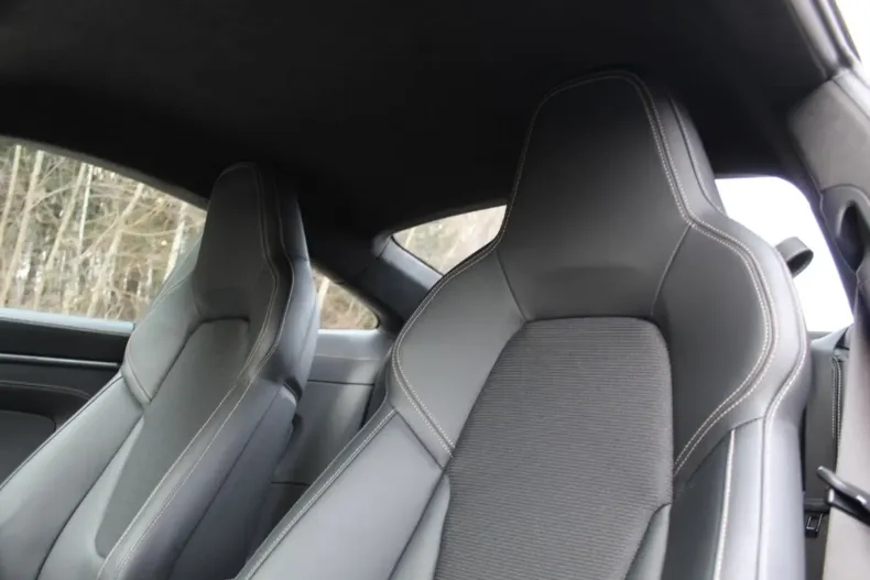 Porsche 911 din 2022 cu 1.600 km - oferta POR114420 - foto 11