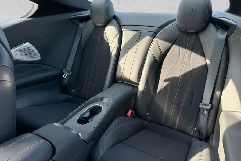 Maserati Granturismo din 2024 cu 9.000 km - oferta MAS114426 - foto 8