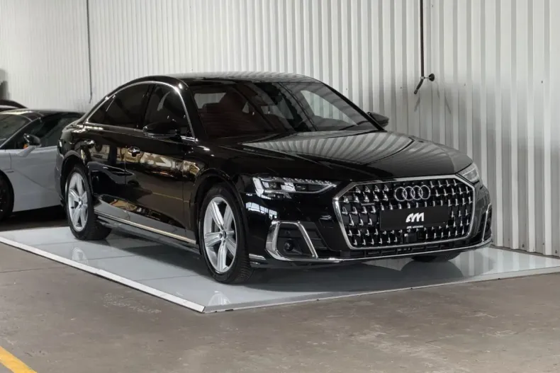 Audi A8 din 2022 cu 41.500 km - oferta AUD114430 - foto 1