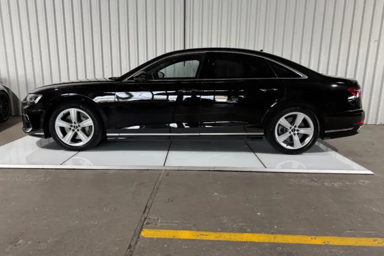 Audi A8 din 2022 cu 41.500 km - oferta AUD114430 - foto 3