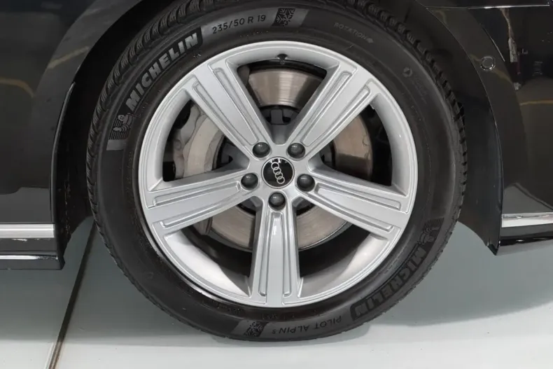 Audi A8 din 2022 cu 41.500 km - oferta AUD114430 - foto 21