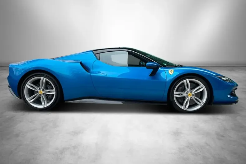 Ferrari 296 GTS din 2023 cu 4.900 km - oferta FER114442 - foto 4