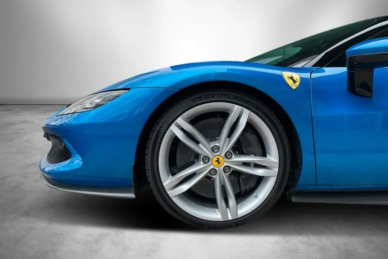 Ferrari 296 GTS din 2023 cu 4.900 km - oferta FER114442 - foto 10