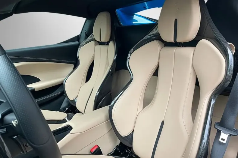 Ferrari 296 GTS din 2023 cu 4.900 km - oferta FER114442 - foto 12