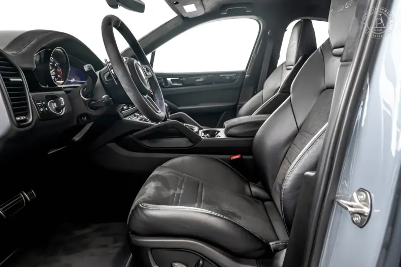 Porsche Cayenne din 2023 cu 15.270 km - oferta POR114445 - foto 6