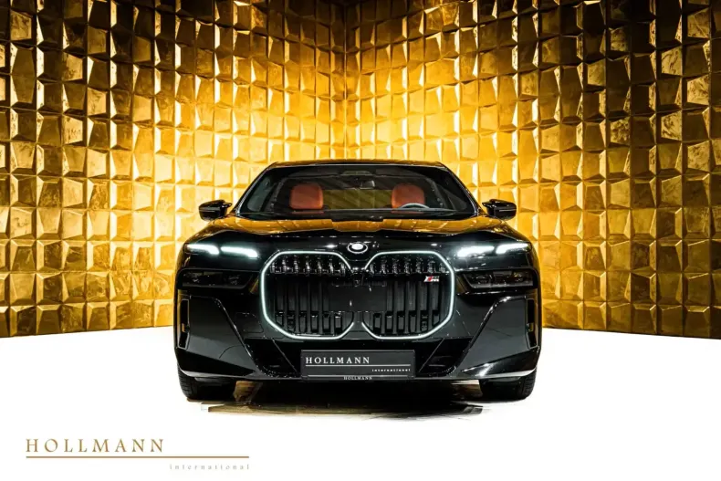 BMW M760 din 2024 cu 4.100 km - oferta BMW114474 - foto 3