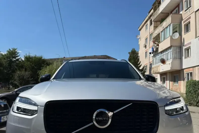 Volvo XC90 din 2022 cu 102.000 km - oferta VOL114475 - foto 1