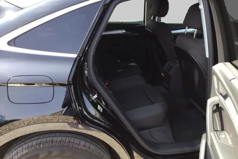 Audi Q5 din 2023 cu 42.533 km - oferta AUD114483 - foto 4