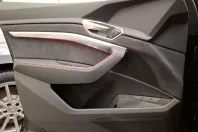 Audi SQ8 din 2024 cu 4.739 km - oferta AUD114501 - foto 13