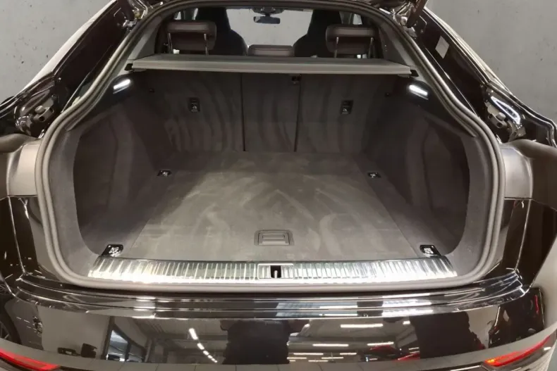 Audi SQ8 din 2024 cu 4.739 km - oferta AUD114501 - foto 17