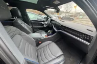 Volkswagen Touareg din 2023 cu 15.900 km - oferta VOL114503 - foto 3