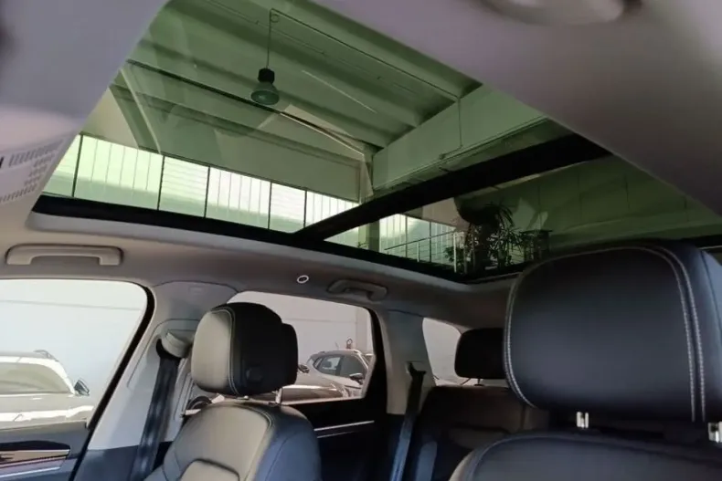 Volkswagen Touareg din 2023 cu 19.000 km - oferta VOL114504 - foto 14