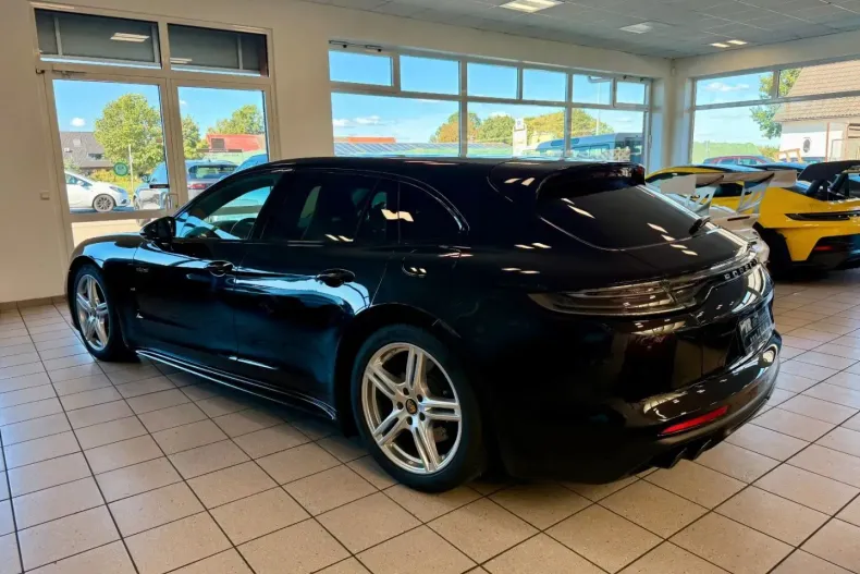 Porsche Panamera din 2023 cu 12.459 km - oferta POR114507 - foto 3