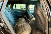 Porsche Panamera din 2023 cu 12.459 km - oferta POR114507 - foto 12