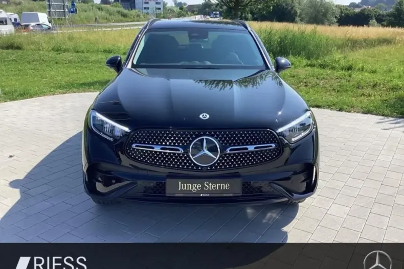 Mercedes-Benz GLC 300 din 2024 cu 19.523 km - oferta MER114512 - foto 3