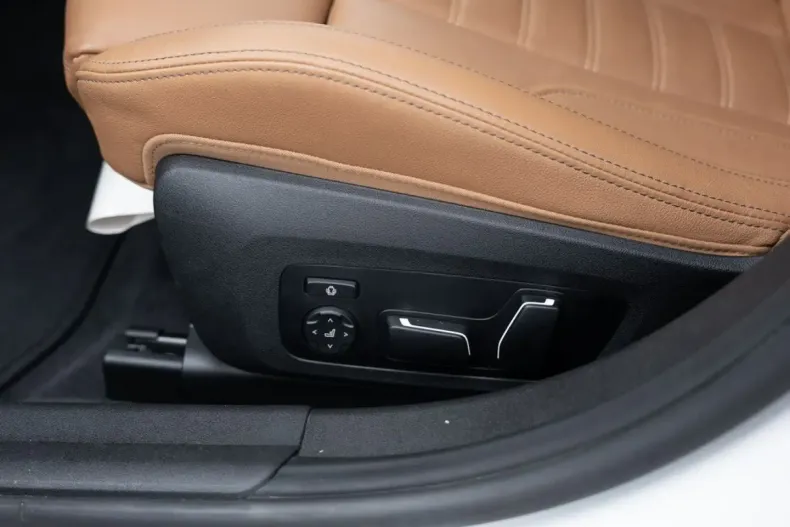 BMW 340 din 2024 cu 16.332 km - oferta BMW114545 - foto 22