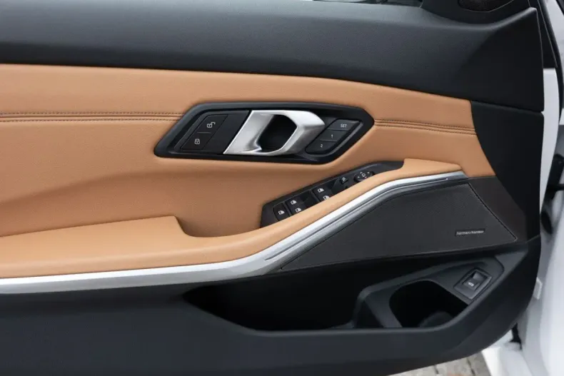 BMW 340 din 2024 cu 16.332 km - oferta BMW114545 - foto 23