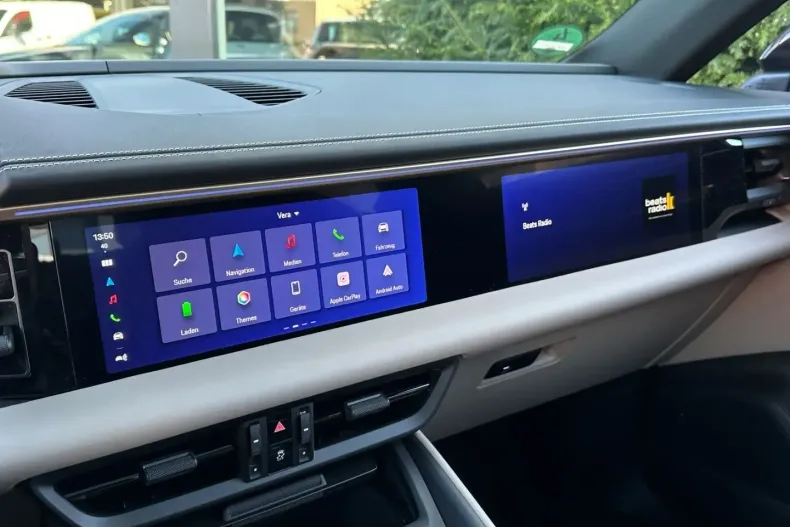 Porsche Macan din 2024 cu 1.481 km - oferta POR114549 - foto 9