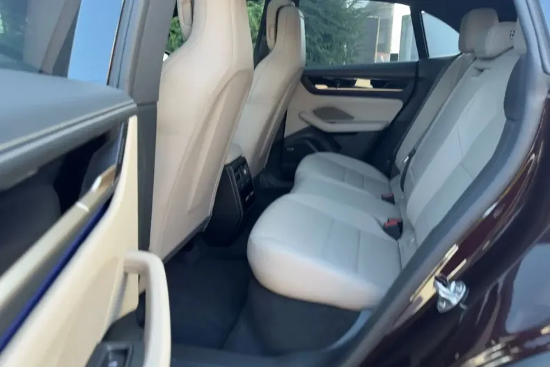 Porsche Macan din 2024 cu 1.481 km - oferta POR114549 - foto 15