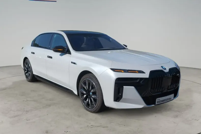 BMW M760 din 2024 cu 19.200 km - oferta BMW114572 - foto 2