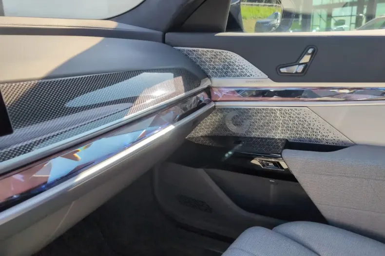 BMW M760 din 2024 cu 19.200 km - oferta BMW114572 - foto 22