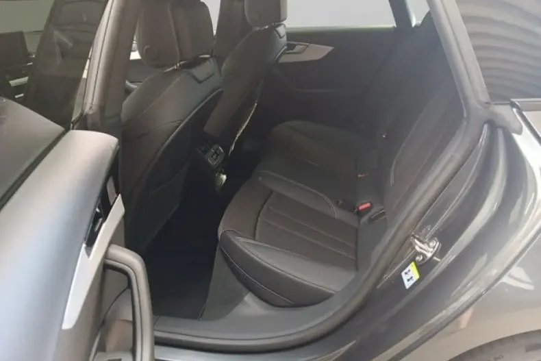 Audi A5 din 2024 cu 12.350 km - oferta AUD114586 - foto 12