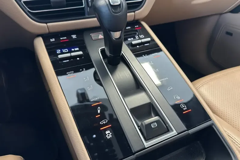 Porsche Macan din 2022 cu 95.300 km - oferta POR114591 - foto 18