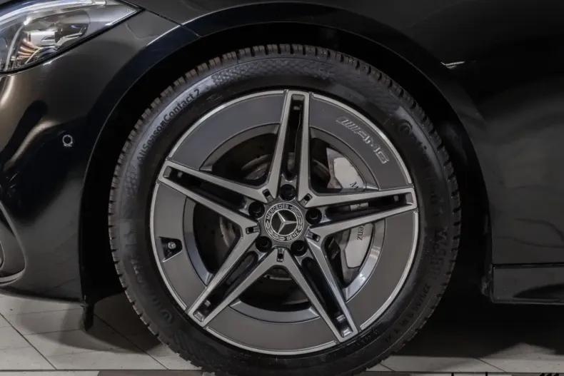 Mercedes-Benz C 200 din 2024 cu 7.090 km - oferta MER114621 - foto 6