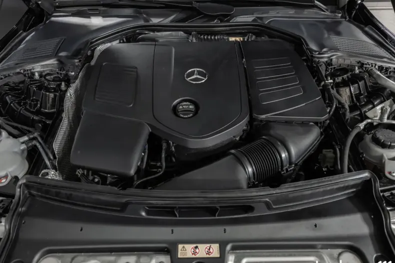 Mercedes-Benz C 200 din 2024 cu 7.090 km - oferta MER114621 - foto 7