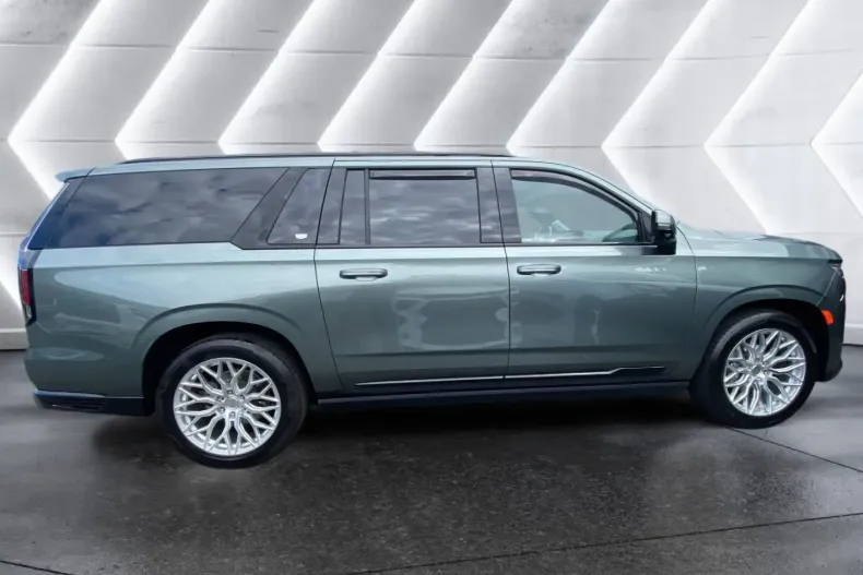 Cadillac Escalade din 2024 cu 34.421 km - oferta CAD114623 - foto 3