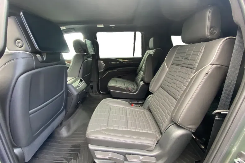 Cadillac Escalade din 2024 cu 34.421 km - oferta CAD114623 - foto 17