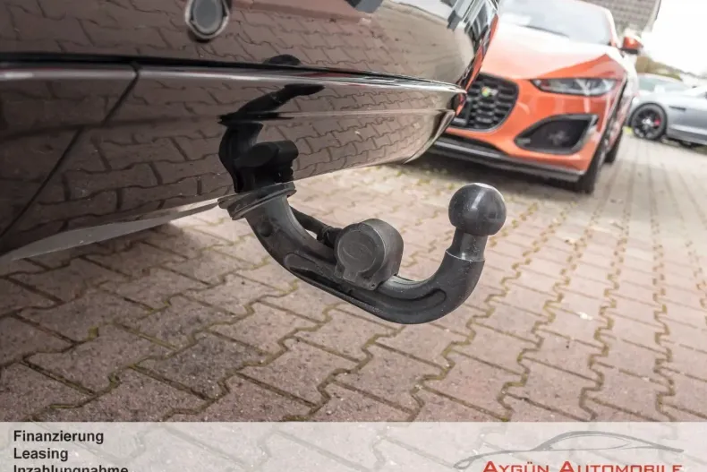 Land Rover Range Rover Velar din 2024 cu 37.258 km - oferta LAN114643 - foto 17