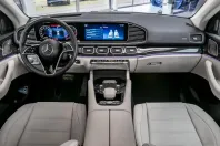 Mercedes-Benz GLE 450 din 2023 cu 8.400 km - oferta MER114651 - foto 3