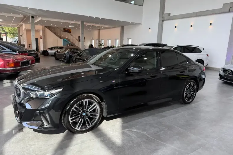 BMW 520 din 2024 cu 18.800 km - oferta BMW114656 - foto 12