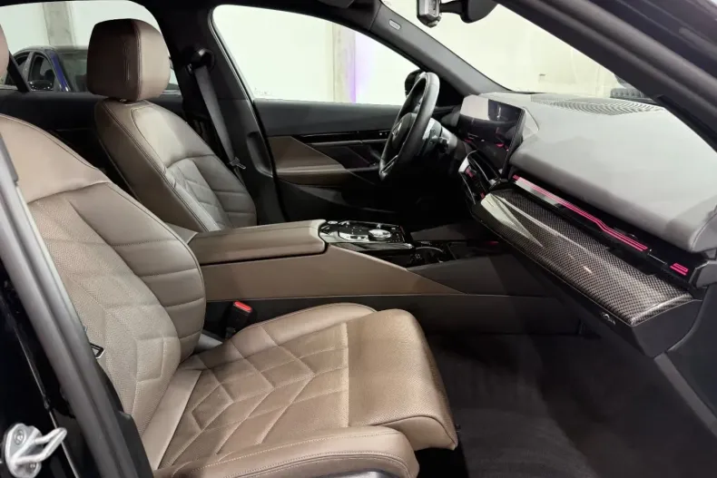 BMW 520 din 2024 cu 18.800 km - oferta BMW114656 - foto 16