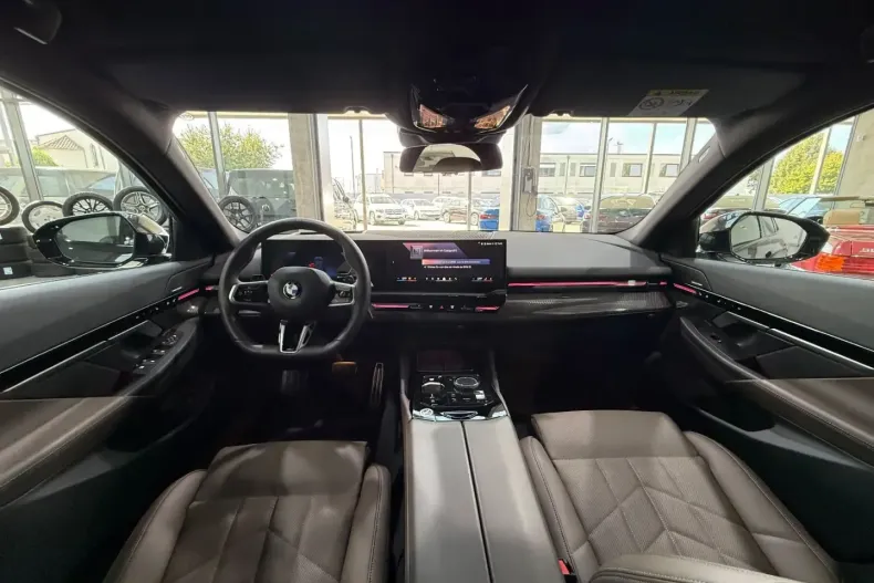 BMW 520 din 2024 cu 18.800 km - oferta BMW114656 - foto 28