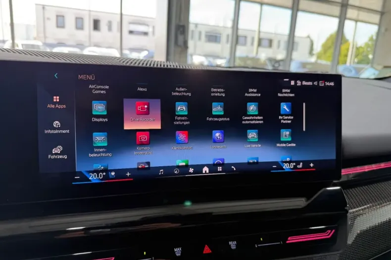 BMW 520 din 2024 cu 18.800 km - oferta BMW114656 - foto 35