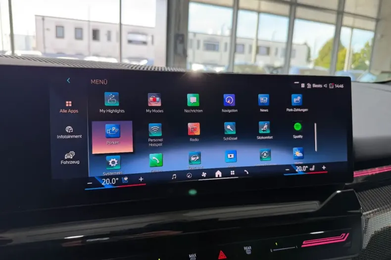 BMW 520 din 2024 cu 18.800 km - oferta BMW114656 - foto 36